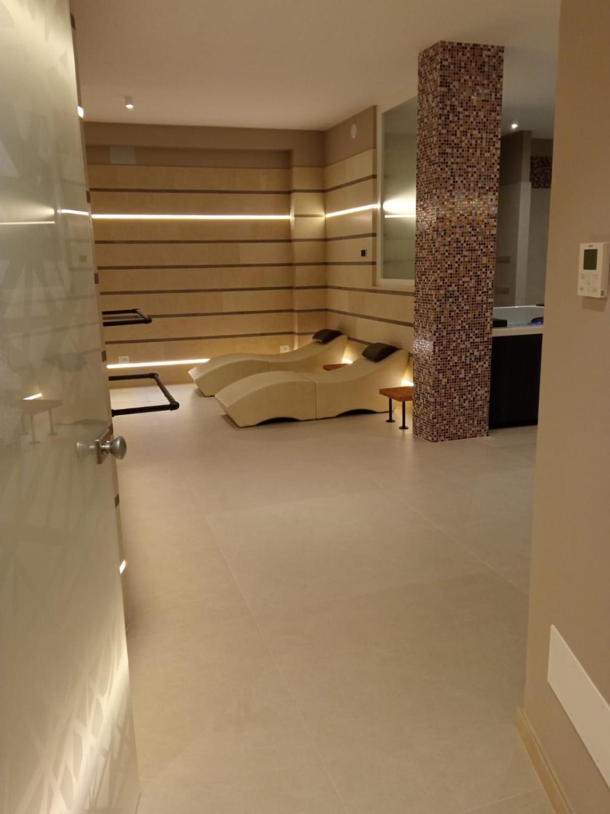 "Corte Mopps" Citta Della Ceramica Grottaglie - Spa Elysium Luaran gambar